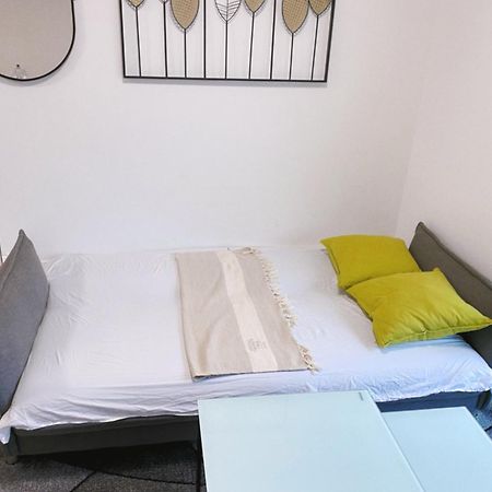 U1 Alte Donau Old Danube City Apartment 2 Відень Екстер'єр фото