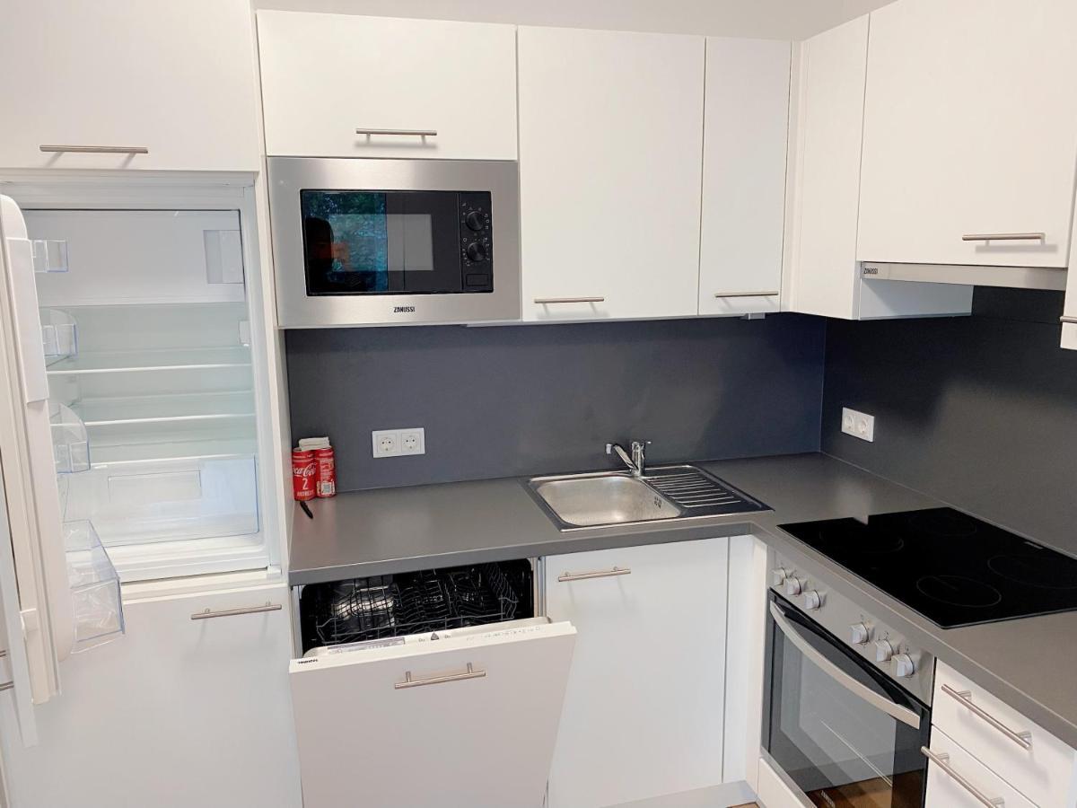 U1 Alte Donau Old Danube City Apartment 2 Відень Екстер'єр фото