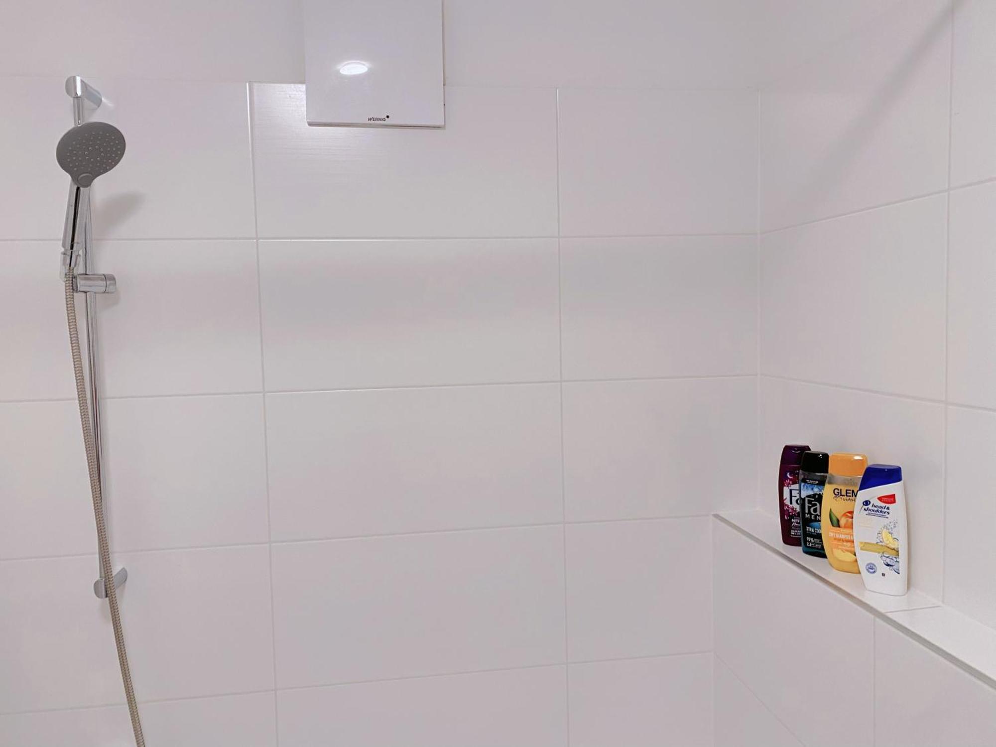 U1 Alte Donau Old Danube City Apartment 2 Відень Екстер'єр фото